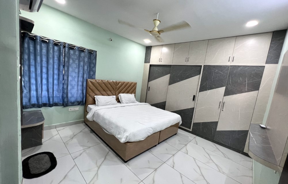 Gallery Picture